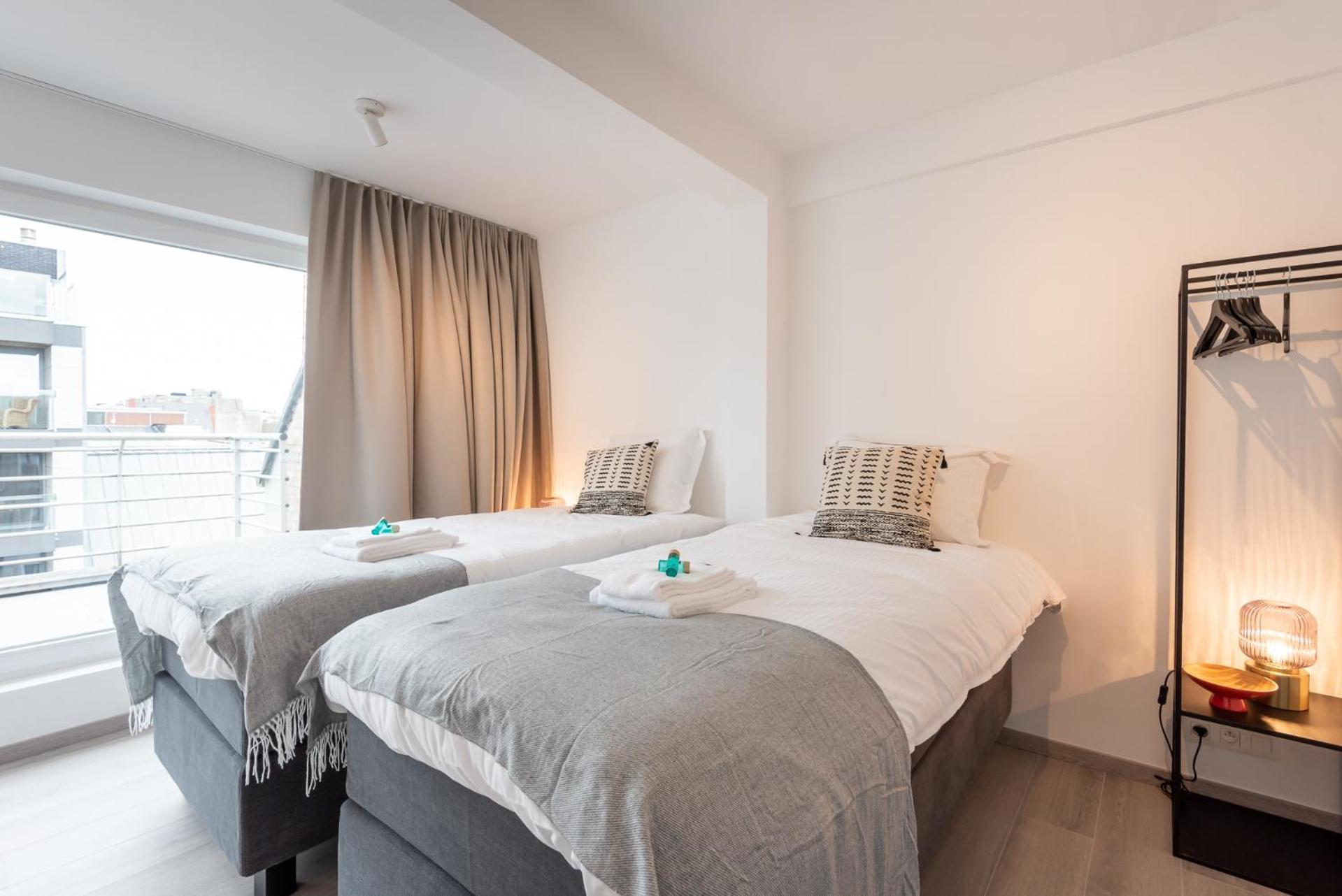 Spacious Penthouse For 8 People In The City Centre Ostend Exterior photo