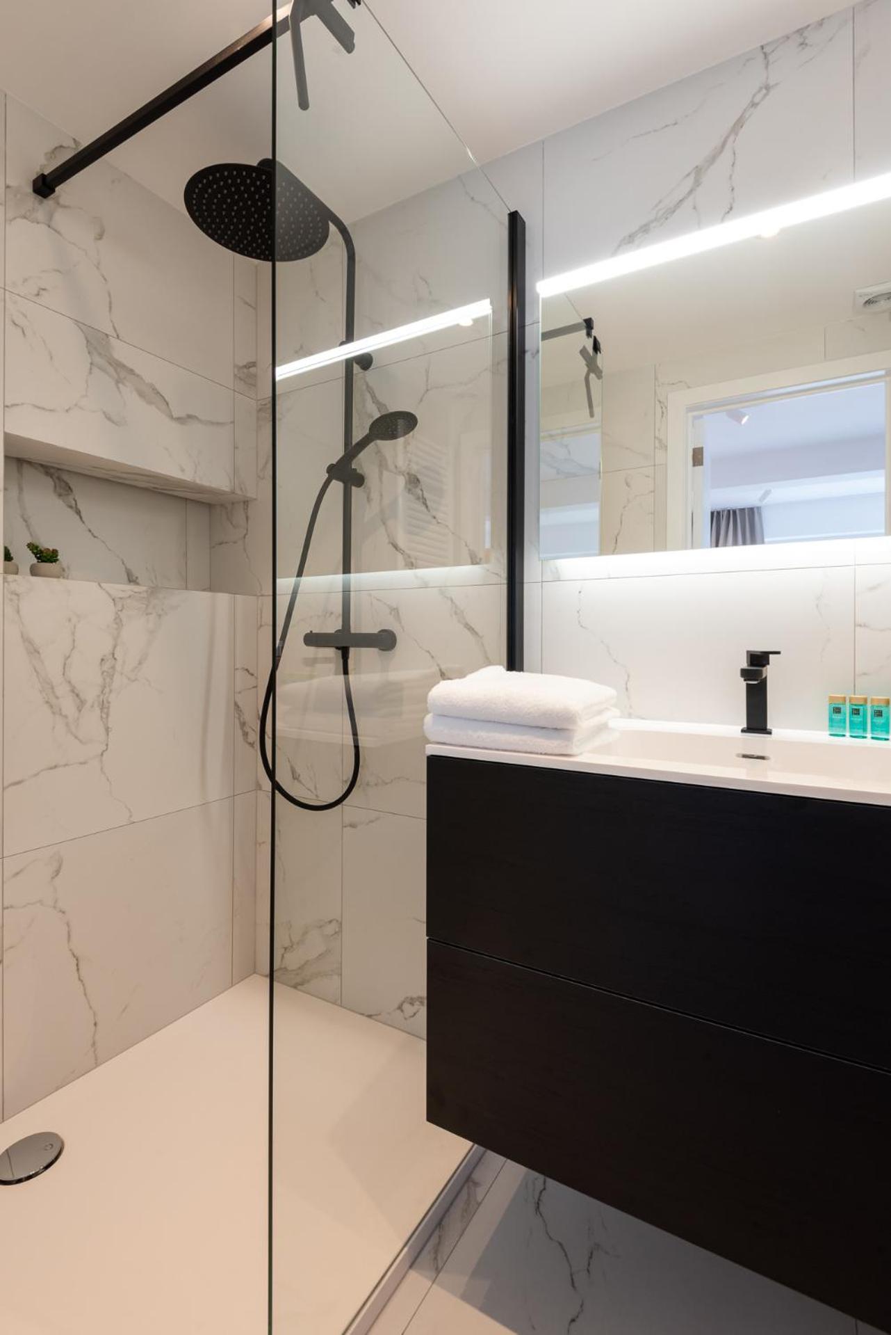 Spacious Penthouse For 8 People In The City Centre Ostend Exterior photo